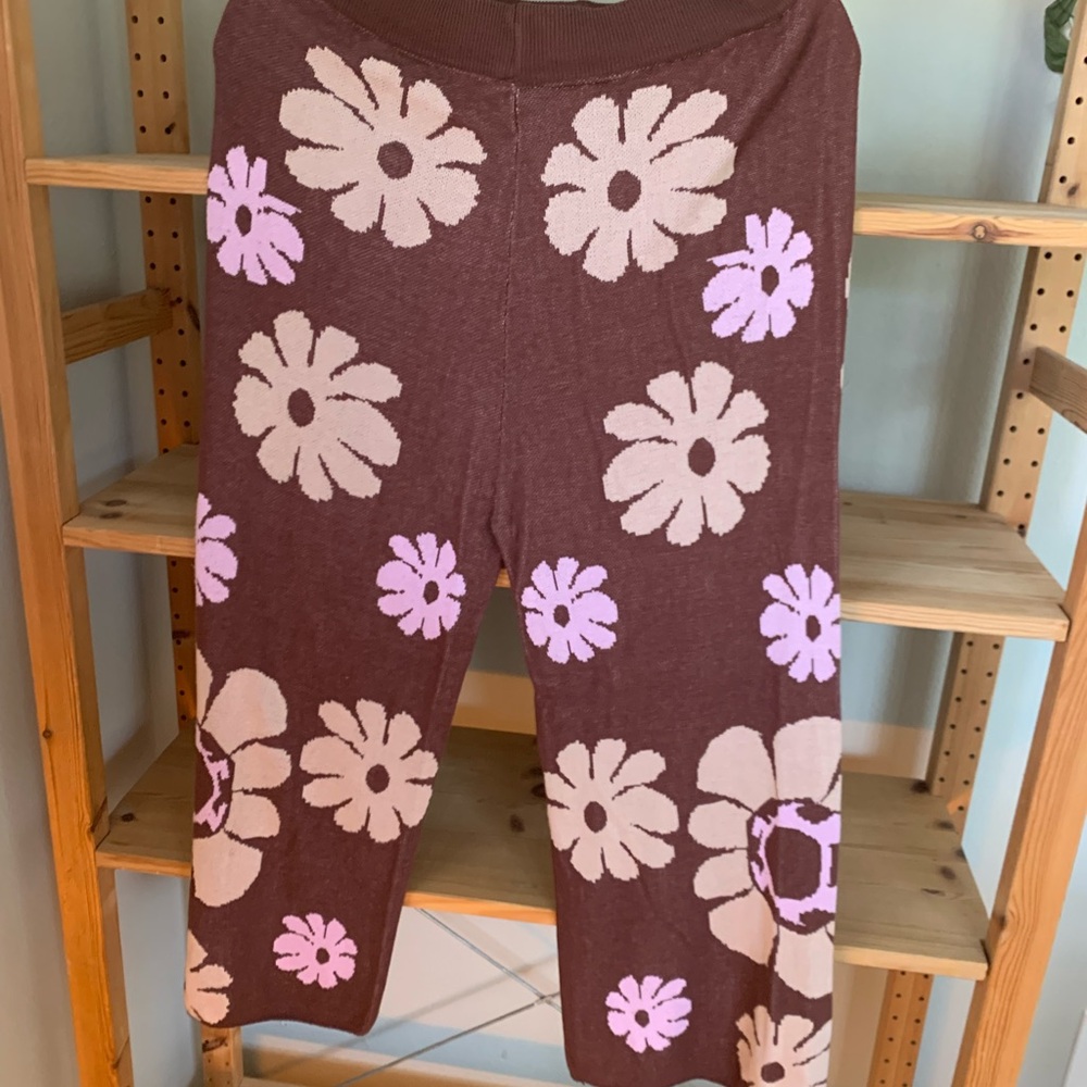 Love + Harmony Flower Power Gauchos. Size L.
